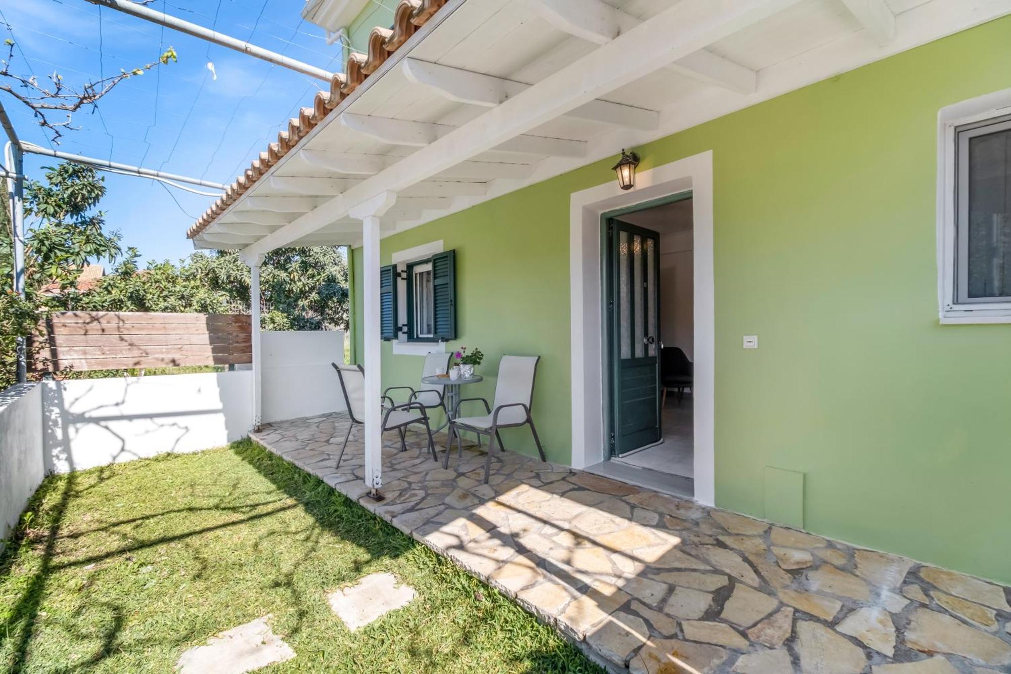 Dionysia Apartment